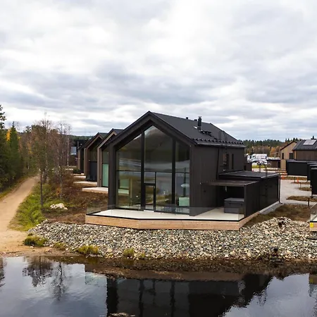 Joiku Luxury Lakeview 콜라리