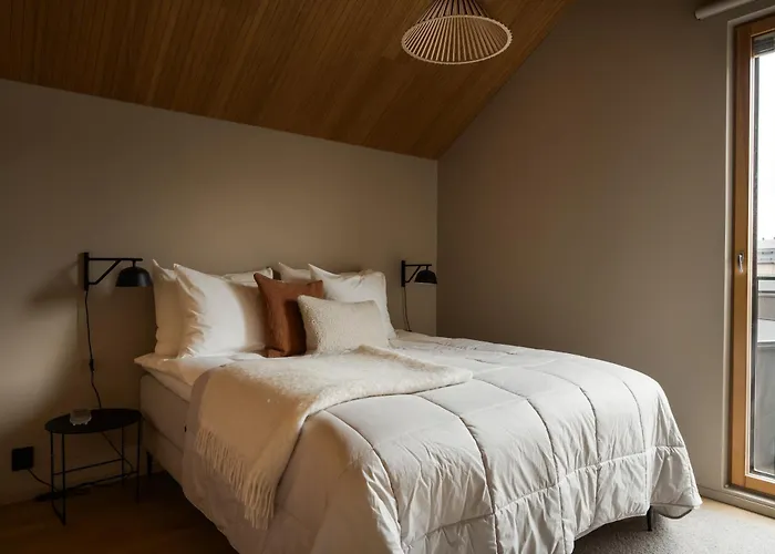 Joiku Luxury Lakeview *